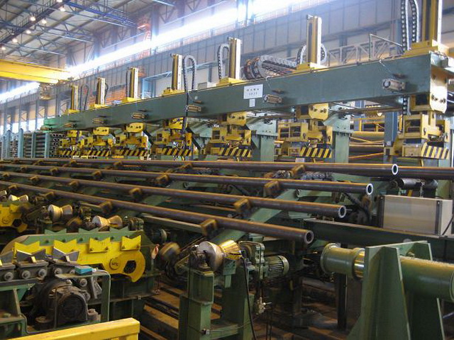 杭州无缝钢管厂家生产线